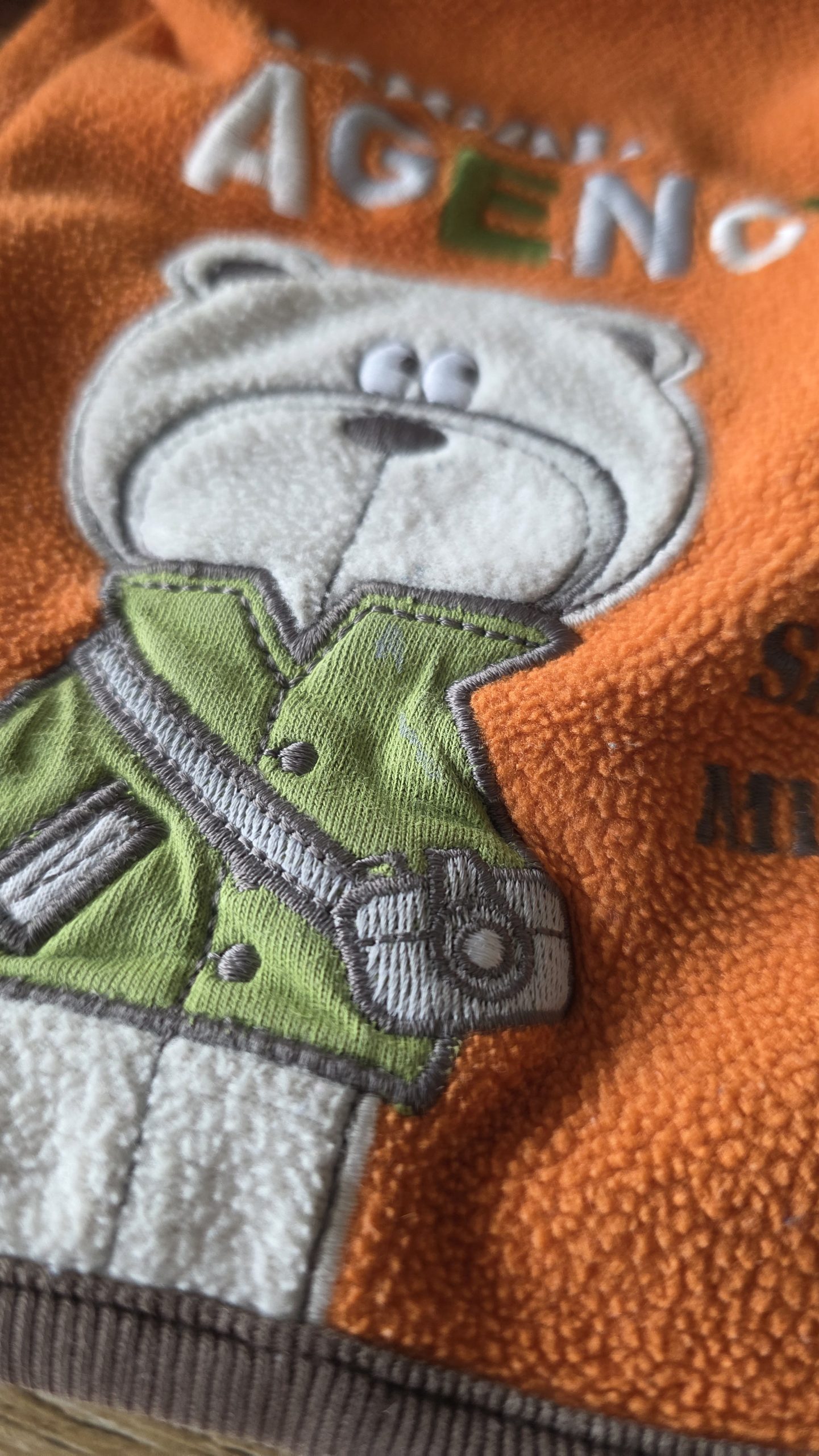 Pull Pull Garçon 18 Mois Sans marque 2 - Vue rapprochée