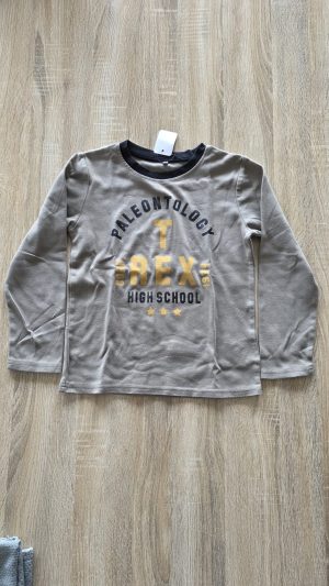 Pull Garçon 8 Ans Sans marque 4 - Vue de face