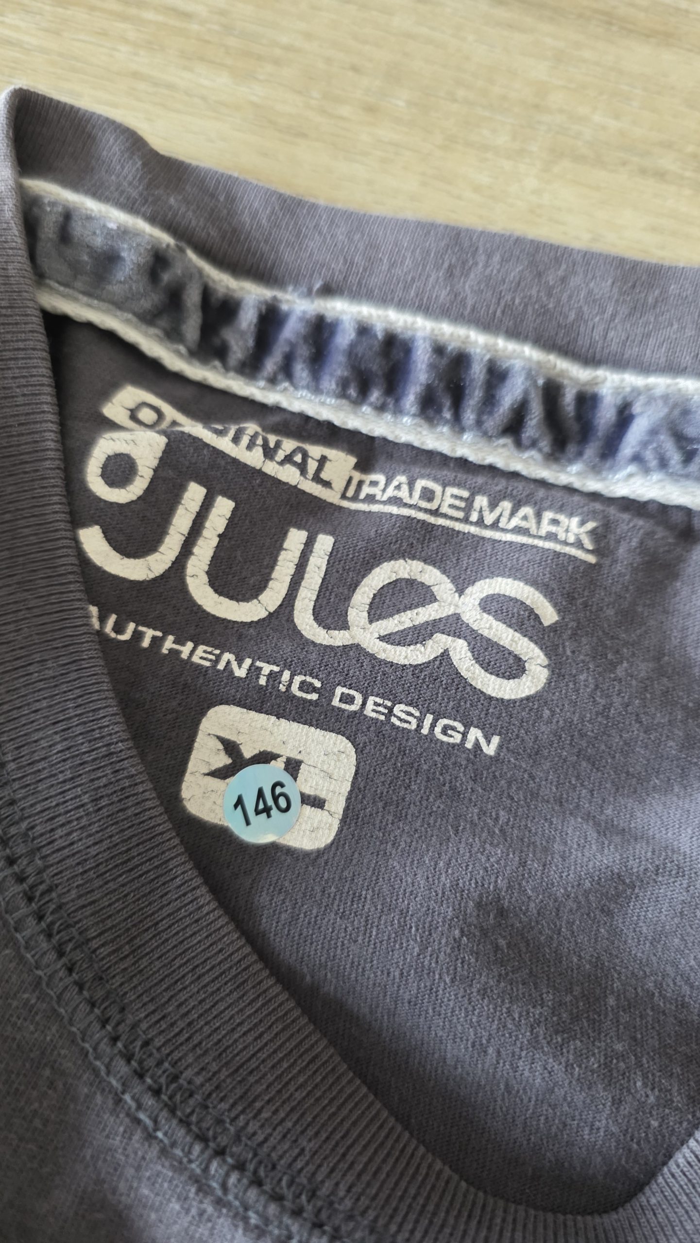 Pull Pull Garçon XL Jules - Étiquette