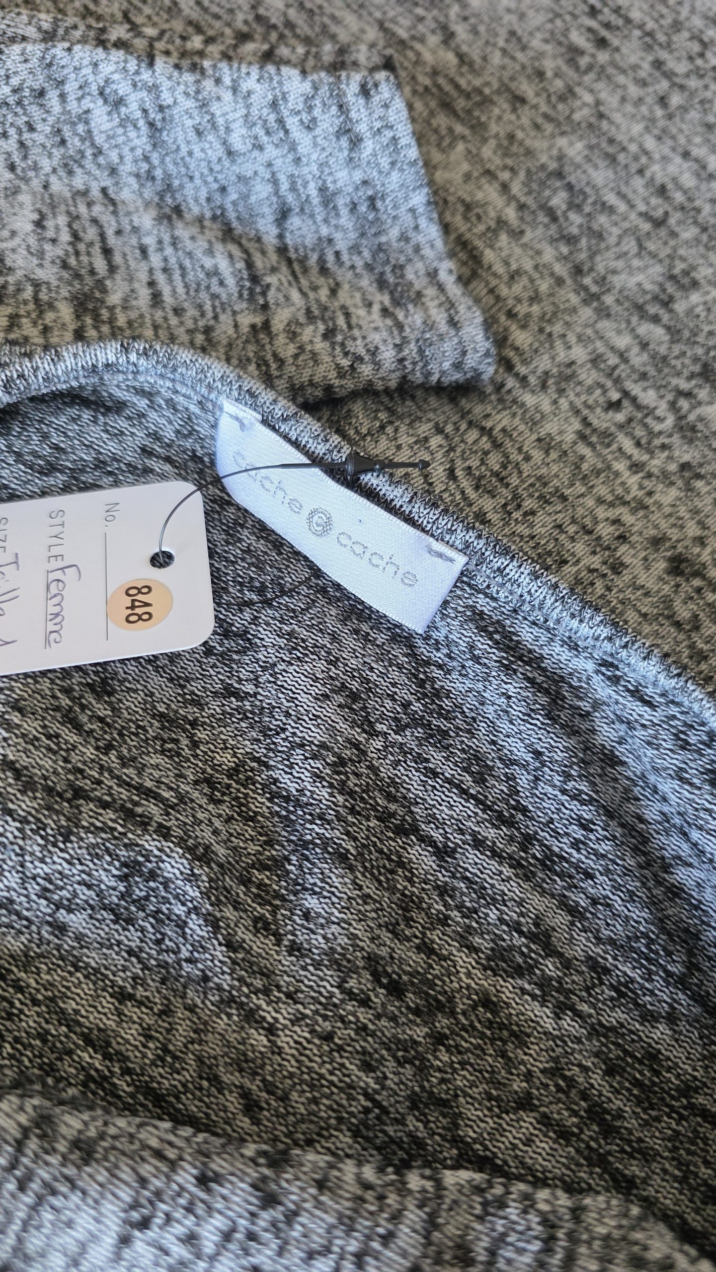 Pull taille 1 Pull taille 1 Gris Fille 36, 38 Cache Cache - Étiquette