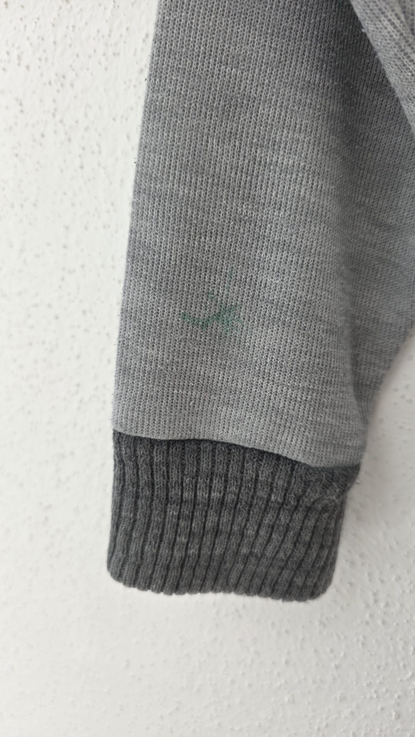 Pull Pull Gris Garçon 8 Ans - Détail